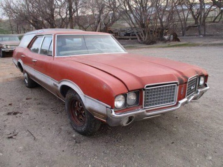 Photo for 1970 Oldsmobile Vista Cruiser